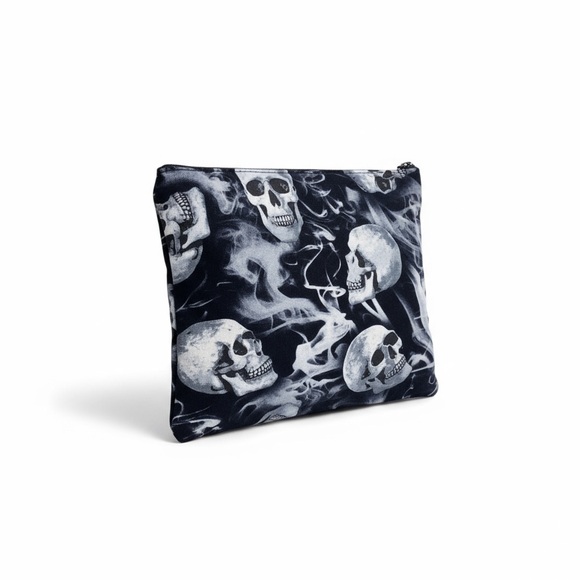 Handmade: Skull Printed Zip Top Makeup Bag ☻︎ Halloween ☻ Black + White ☻ - Picture 10 of 11
